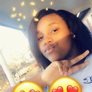 Meet your Posher, Dayuana